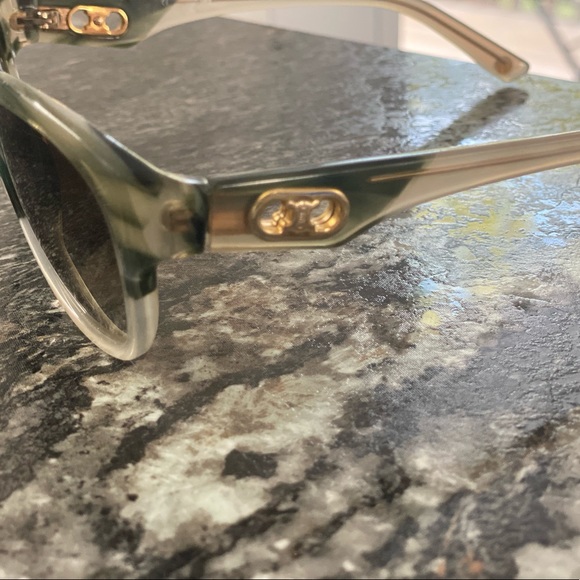 Celine authentic sunglasses. Good used conditions - Picture 9 of 11
